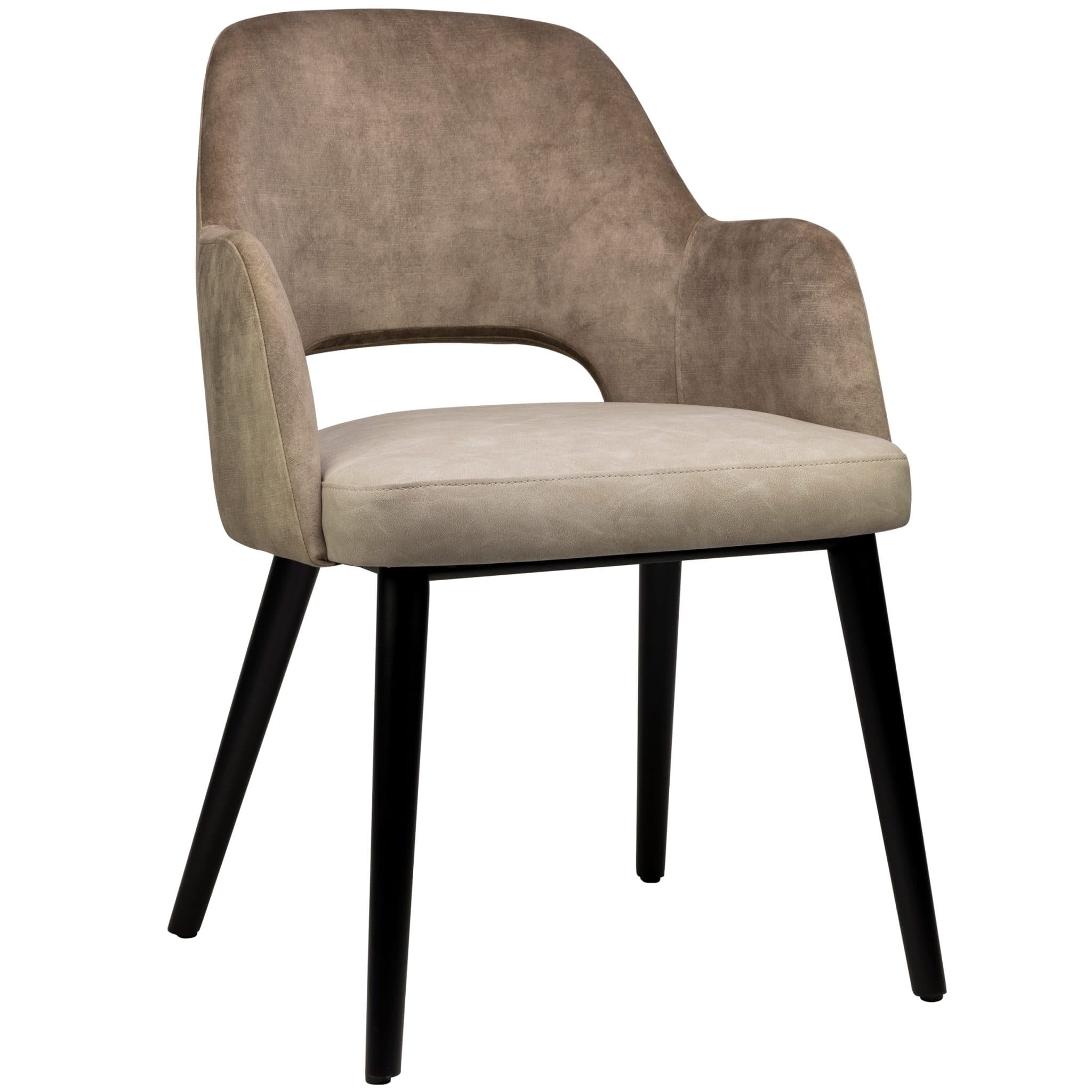 Olsen Armstuhl - Latte